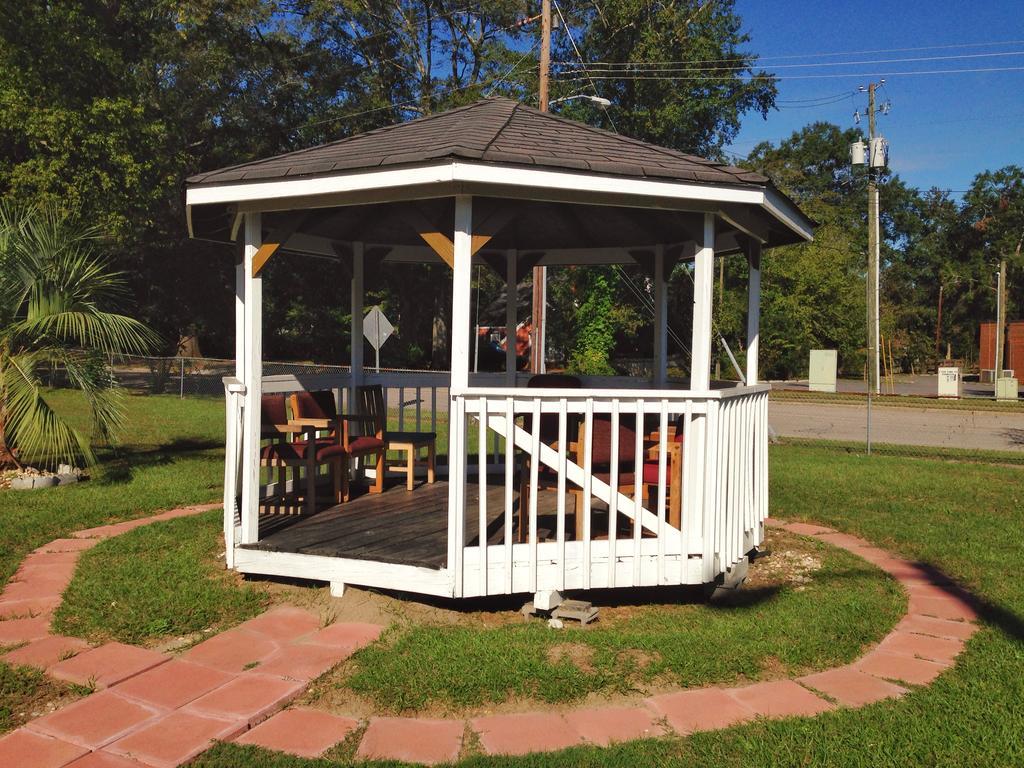 Inn Cheraw Exterior photo